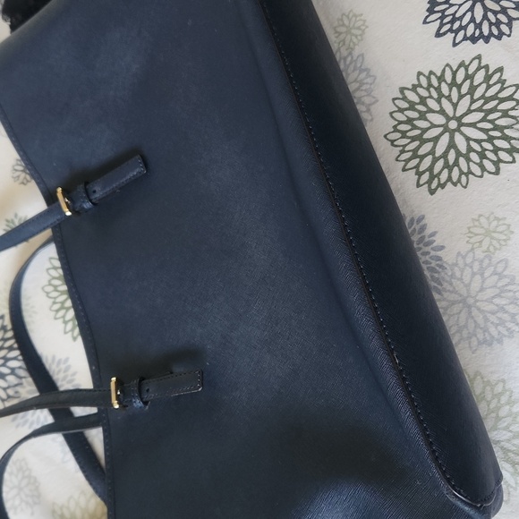 Michael Kors Shoulder  Bag - Picture 15 of 17